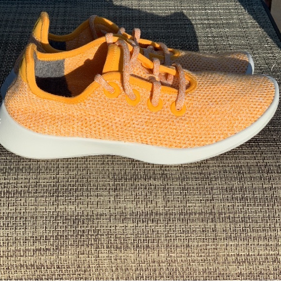 Allbirds Women's Tree Runners - Picture 5 of 11